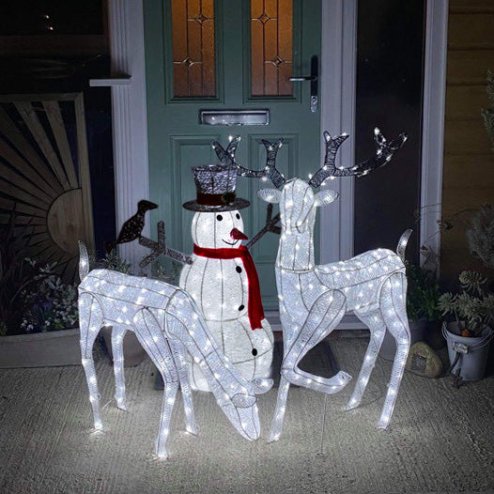 Illuminated Reindeer Deer Snowman LED Lighting Christmas Decoration Cool White Decoration Timer Advent Christmas Lighting Timer Outdoor Garden Decoration White