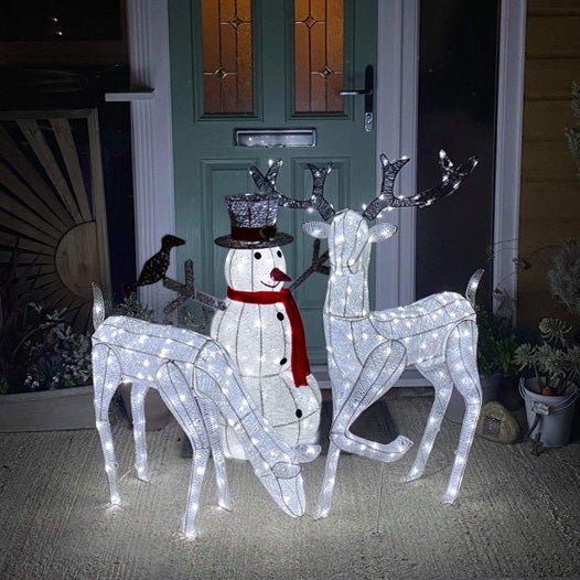 Illuminated Reindeer Deer Snowman LED Lighting Christmas Decoration Cool White Decoration Timer Advent Christmas Lighting Timer Outdoor Garden Decoration White