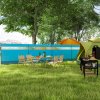 Outsunny Camping Windbreak, 5 Pole Windbreaker Blocker with Clear Windows, Carry Bag and Steel Poles, for Beach Caravan Campervan, 725 x 140cm, Blue