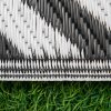 Outsunny Outdoor Rug Reversible Mat Plastic Straw Rug Portable RV Camping Mat for Garden Deck Picnic Indoor, 121 x 182 cm (4 x 6 ft), Black & White