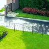 Outsunny Decoration Garden Fence, 5PCs Outdoor Picket Fence Panels, Rustproof Metal Wire Landscape Flower Bed Border Edging Animal Barrier, Black