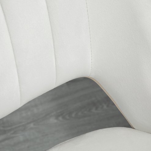 Vinsetto Mid Back Office Chair, Velvet Fabric Swivel Scallop Shape Computer Desk Chair for Home Study Bedroom, Cream White