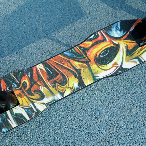 AIYAPLAY Kids Scooter, Foldable Kick Scooter with Adjustable Handlebar, 200mm Big Wheel, Rear Fender Brake, Gift for Ages 6-12 Years, Boys and Girls, Black