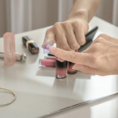 HOMCOM Dressing Table with Mirror, Cushioned Stool, 3 Colour LED Lights, Makeup Vanity Desk Set with Drawers and Open Shelves, Modern Dresser Vanity Table for Bedroom, White