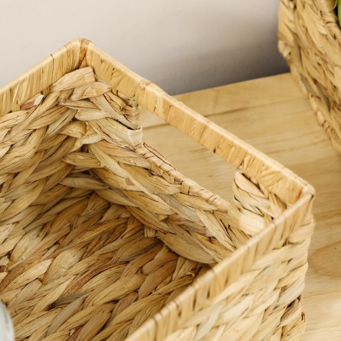 HOMCOM Set of 3 Wicker Storage Baskets, Woven Baskets with Handles, for Organizing, Storage Boxes for Shelves, Bedroom, Living Room, Bathroom, Natural Tone