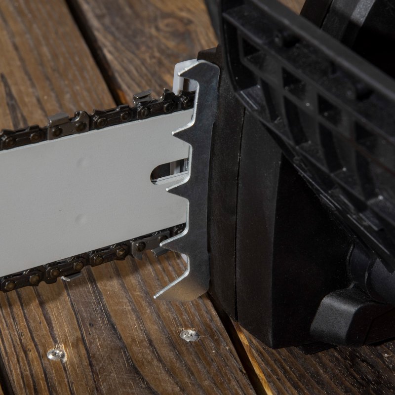 DURHAND 1600W Electric Chainsaw with 40cm Guide Bar, Power Saw to Cut Wood with Double Brake, Tool-Free Chain Tensioning and Chain