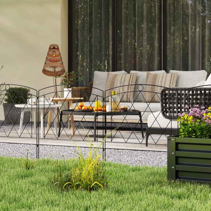 Outsunny Decoration Garden Fence, 24in x 12ft Outdoor Picket Fence Panels, 6PCs Rustproof Metal Wire Landscape Flower Bed Border Edging Animal Barrier, Black