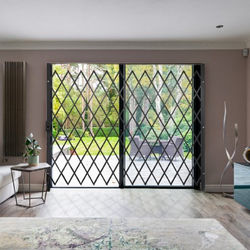 Saftidor Expanding Security Gate Black