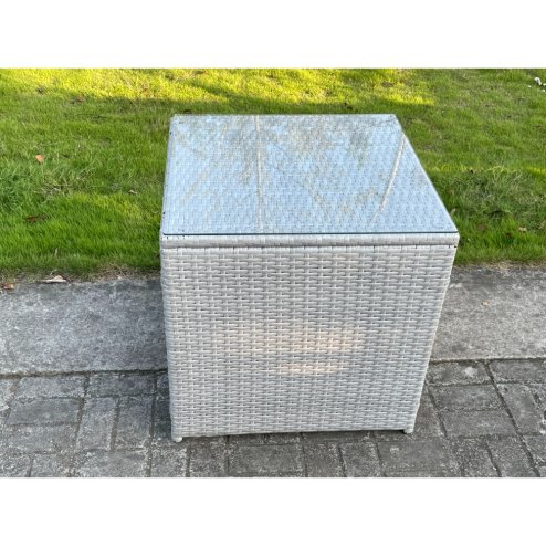 Fimous Light Grey Rattan Cube Side Table Tea Coffee Table Outdoor Garden Furniture Accessory With Clear Tempered Glass