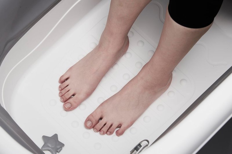 Fimous Foldable Adult Bathtub Body Spa Freestanding Soaking Tub Non-Slip Bathing Shower for Bathroom Grey