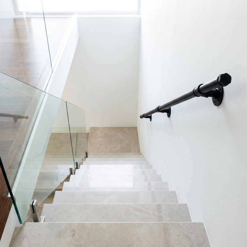 Living and Home 1/1.5/2/3M Matte Black Industrial Pipe Stair Handrail, 32mm Diameter Galvanized Steel Wall Mount Stair Rail with Complete Installation Hardware Kit for Indoor Steps