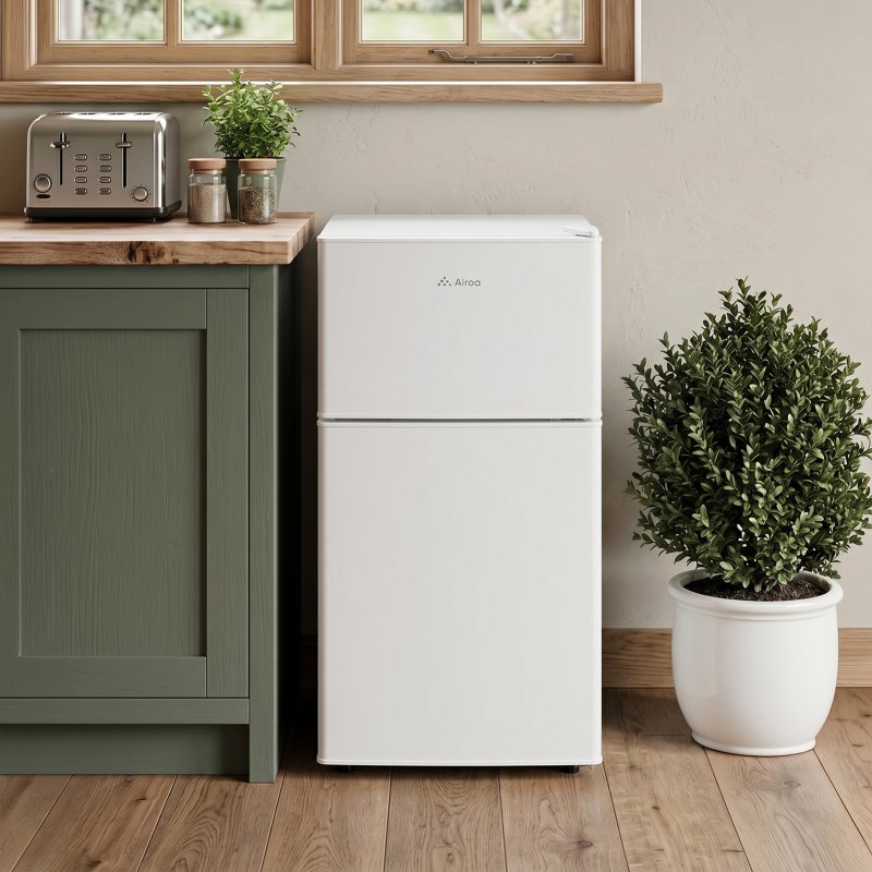 51L Freestanding Top Freezer Fridge with Adjustable Shelves, Bottle Storage Rack
