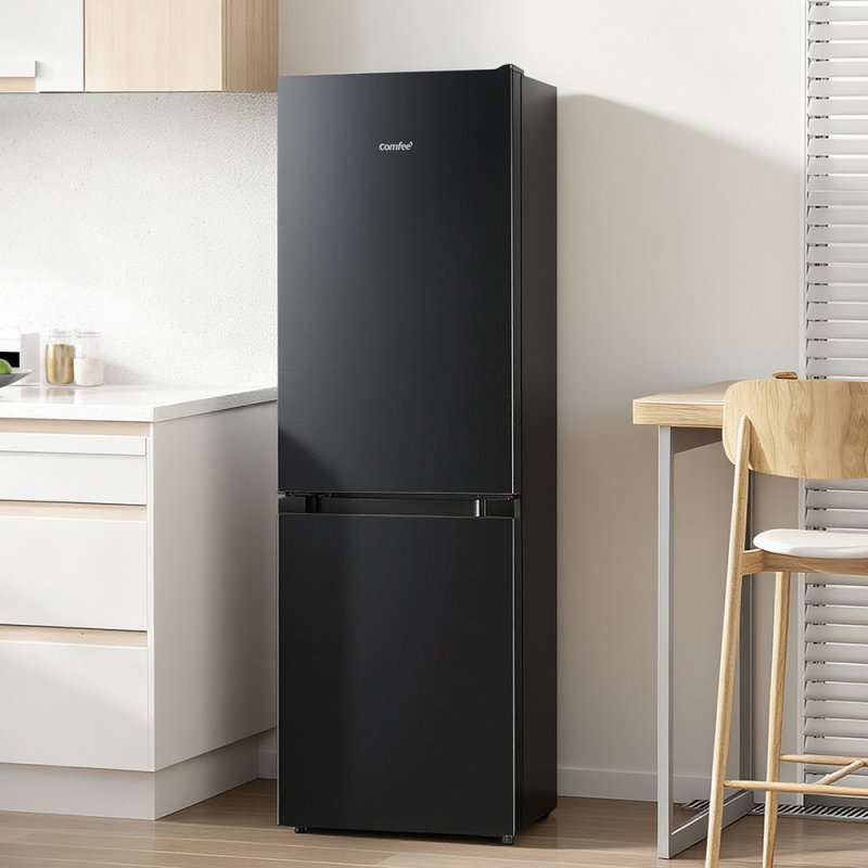 174L Freestanding Fridge Freezer with Reversible Door Hinge